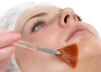 Алмазный пилинг: секрет сияющей кожи и тренд в уходе за собой