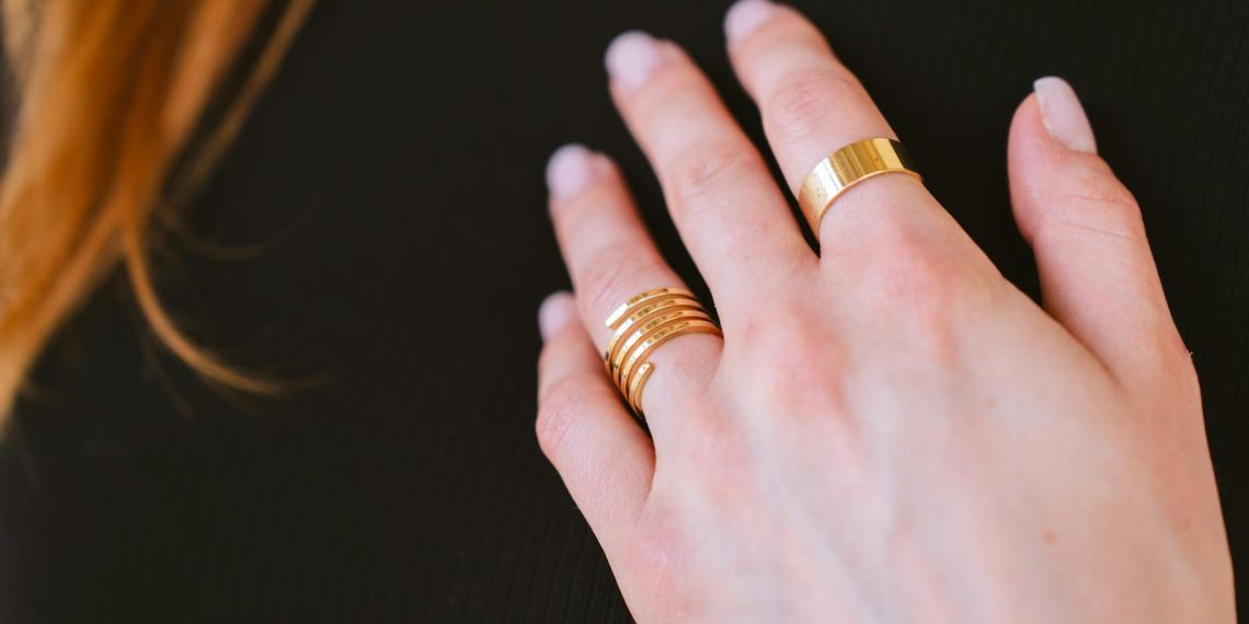 к чему снятся золотые кольца на пальцах